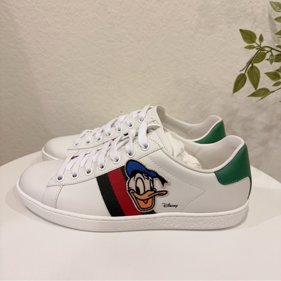 Gucci x Disney Womens ACE Donald Duck Patch White Sneaker Size 36 New in Box - Picture 4 of 11